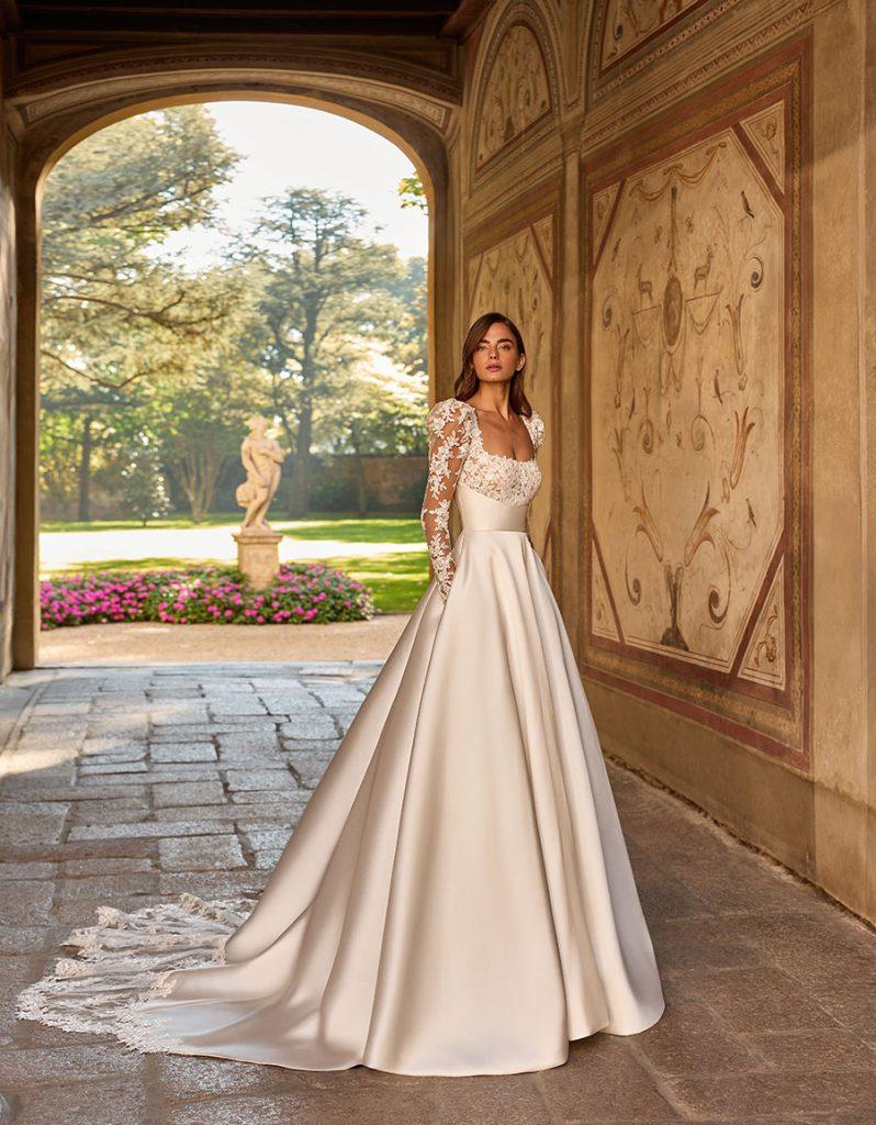 ABITO DA SPOSA ALBERTO PALATCHI ASHANTI
